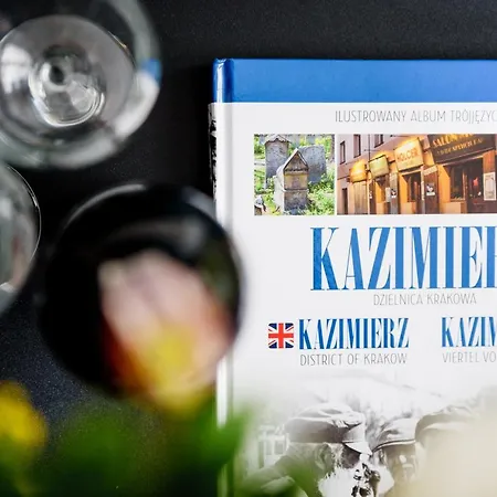 Unique Eve - Free Garage * 克拉科夫